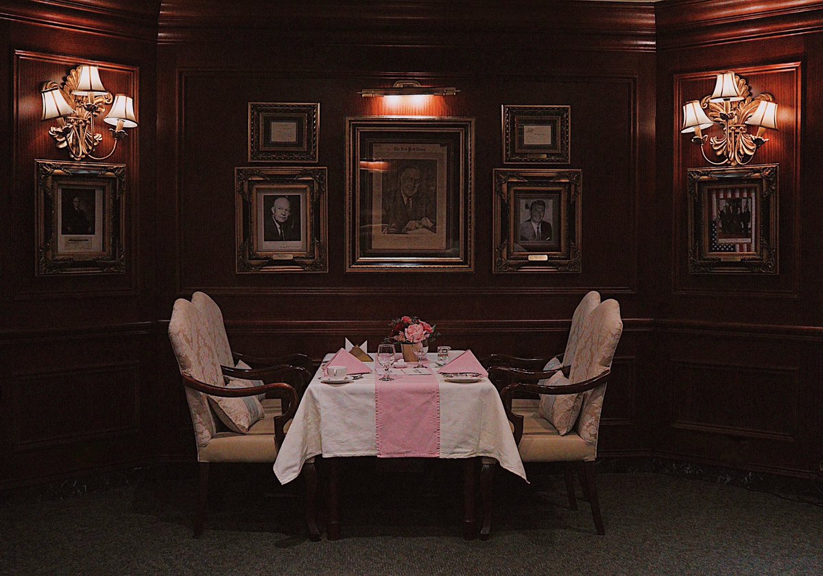 [켄싱턴 호텔 : 딸기 애프터눈티 x 스미스티]
인테리어, 분위기, 서비스 너무 좋고 차도, 음식도 너무너무 맛있었어요 🥰 
가격도 괜찮아서 정말 만족스러웠던 곳!!❤️