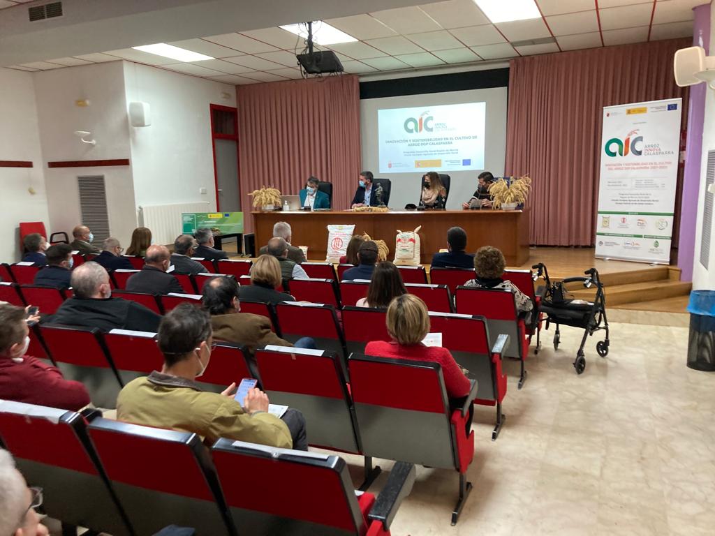GO ArrozInnova Calasparra (@goarrozinnova) on Twitter photo En la tarde de ayer, y coincidiendo con el Día Internacional de los Humedales, fue presentado en Calasparra el proyecto “Innovación y sostenibilidad en el cultivo del Arroz DOP Calasparra” por parte del Grupo Operativo ArrozInnova🌾
<a href="/ARROZ_CALAS_DOP/">Arroz de Calasparra</a>
#ArrozInnova #Calasparra En la tarde de ayer, y coincidiendo con el Día Internacional de los Humedales, fue presentado en Calasparra el proyecto “Innovación y sostenibilidad en el cultivo del Arroz DOP Calasparra” por parte del Grupo Operativo ArrozInnova🌾
<a href="/ARROZ_CALAS_DOP/">Arroz de Calasparra</a>
#ArrozInnova #Calasparra