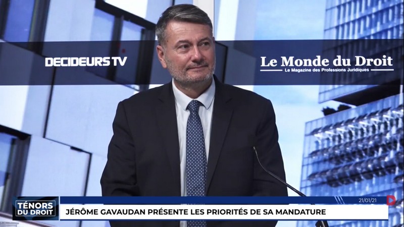 [📰À LIRE] 'Le 9 mars prochain nous recevrons les candidats à la présidentielle et leurs équipes pour débattre et faire part de nos propositions'
🎙️@GavaudanJ dans l'émission #TénorsduDroit sur la place des #avocats dans la #Présidentielle2022 

>> lemondedudroit.fr/interviews/797…