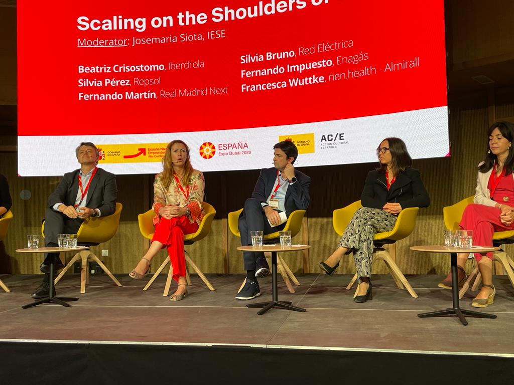 RedElectricaREE's tweet image. &quot;Con nuestro #ventureclient hemos desarrollado pilotos con 14 #startups para evaluar el potencial de sus innovaciones y su posible impacto en nuestro Grupo&quot;

🗣️@silvia_bruno_ directora de @elewitventures hoy en Spain Entrepreneurial Nation Summit #ExpoSpain2020
@acene_gob