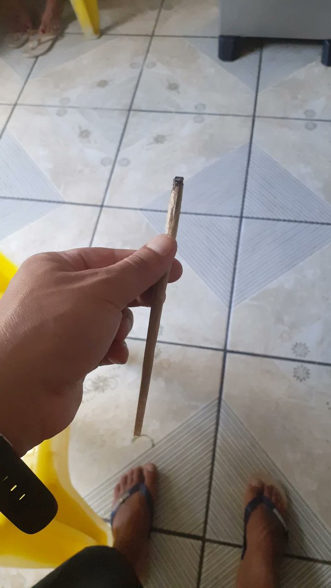 HeavyUser4's tweet image. Bom dia com finni de cadeiaaa❤🔥