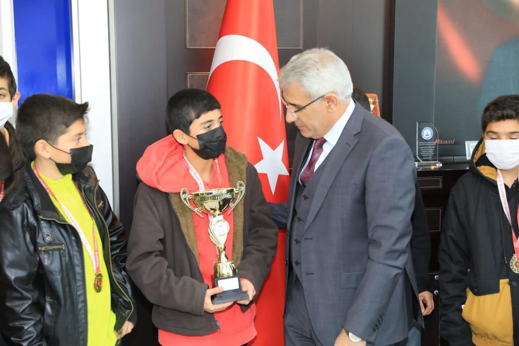 Osman Güder tweet media