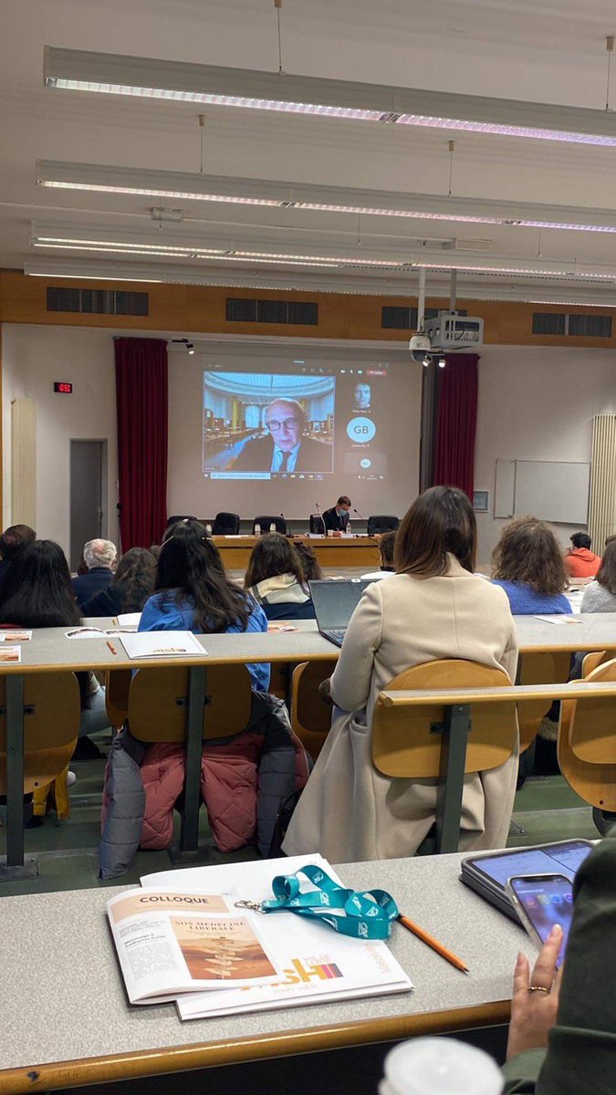 En direct du colloque sur la Médecine Libérale avec <a href="/brunopy54/">PY</a>, professeur de Droit Privé et de Sciences Criminelles à l’Université de Lorraine! Une intervention particulièrement  intéressante !