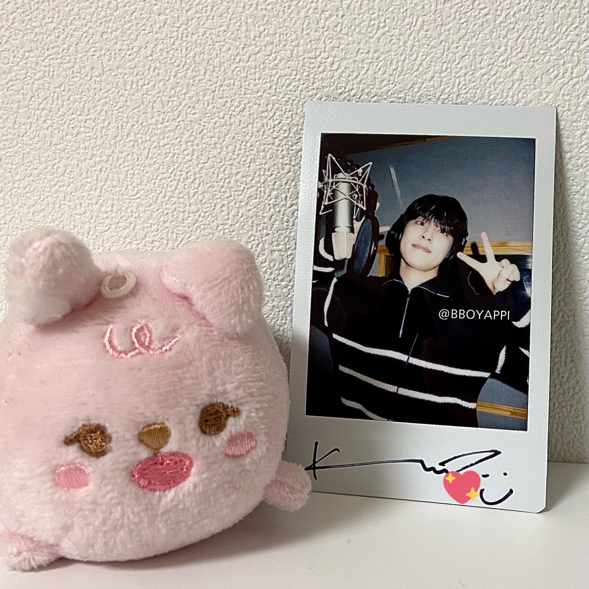 실물이 진짜진짜 예쁜 예석선배 폴라.... 🥺
보자마자 소리 질렀어요 ㅠ.ㅠ ....♡ 

#일진에게반했을때 #원필 이 짱최고 !!!!!!♡♡