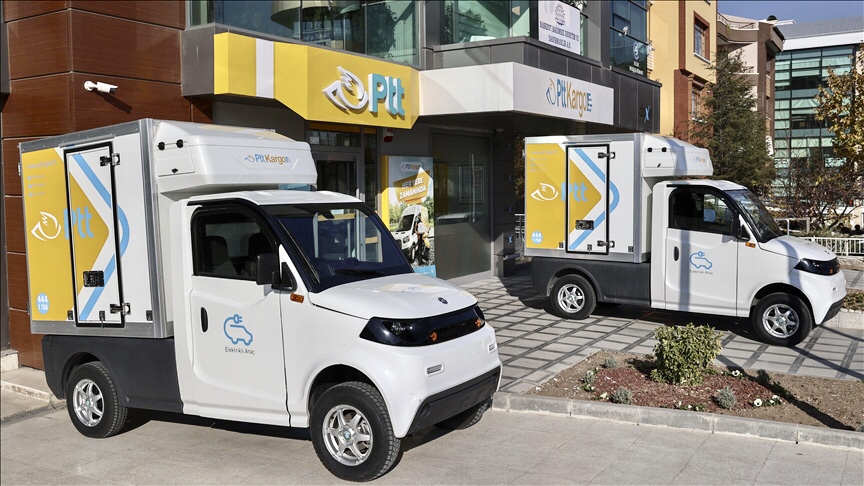 UPU_UN's tweet image. #ThrowbackThursday📸 #TurkishPost believes that the #Post has a key role to play in the achievement of #GlobalGoals. With this in mind, @PTTKurumsal keeps enlarging its #green fleet by introducing new customized electric vehicles in the country's capital Ankara🇹🇷#ClimateAction