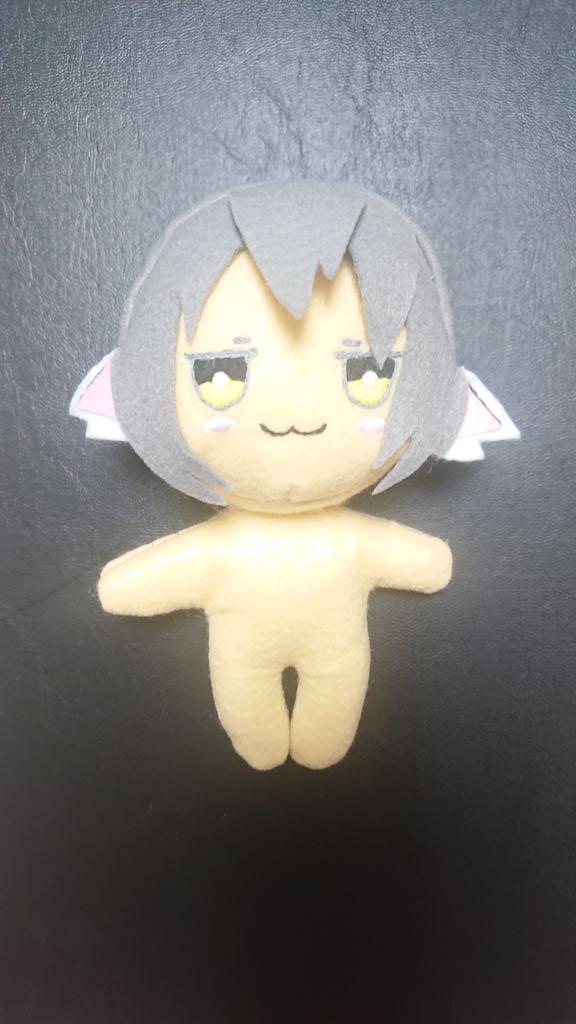 ちばゆき 自作ぬい奮闘記 その１０ はい 顔を立体化させまーす 間違って後ろ髪も縫っちゃってやり直し 笑 一次創作ぬい 自作ぬい奮闘記 推し活ものづくり部 自作ぬい T Co Tqcf1t41xy Twitter
