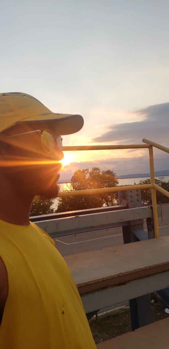 tsotare's tweet photo. Hey @elonmusk . We need some #teslamotors @Tesla in Jamaica. Can we talk about setting up an #electricvehicle outlet here ?

#tesla #teslamotors #ElonMusk #tsotare https://t.co/HgPreBs73w