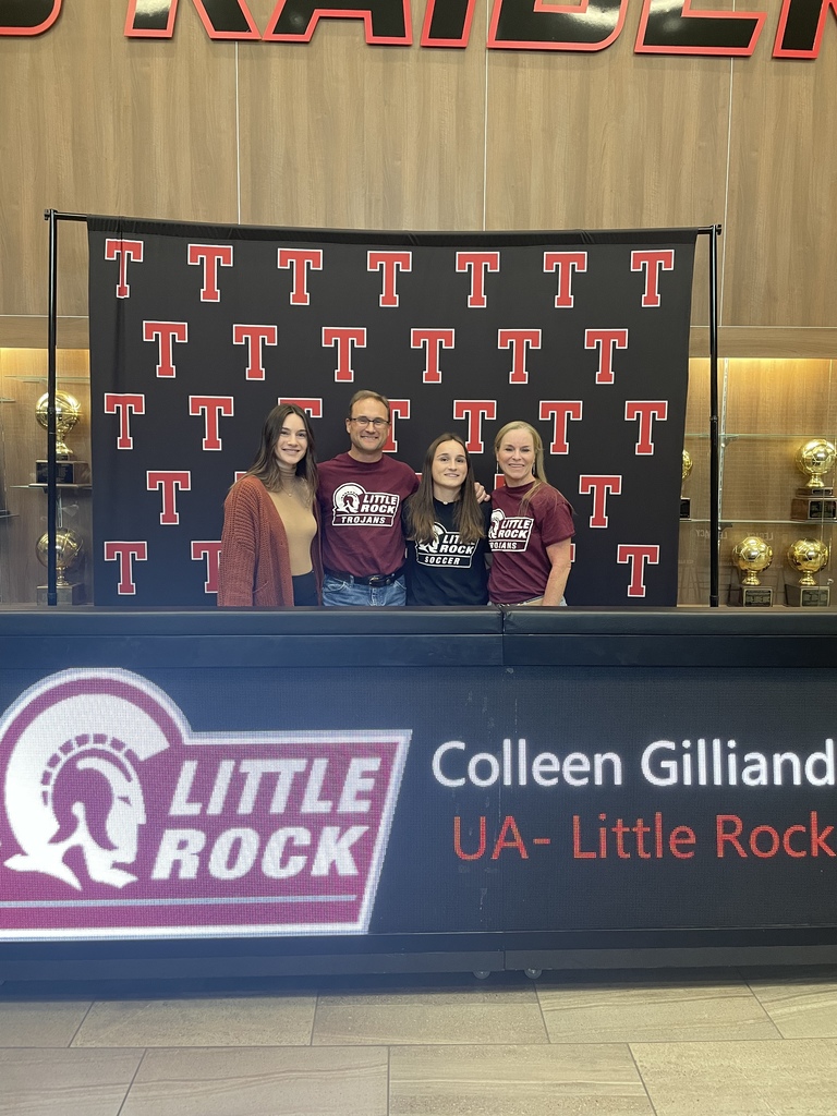 TLRedRaiders's tweet photo. Congratulations to Colleen Gilliland for signing her National Letter of Intent with  University of Arkansas at Little Rock! ⚽️. ✍️ https://t.co/6b0wt6KOmX