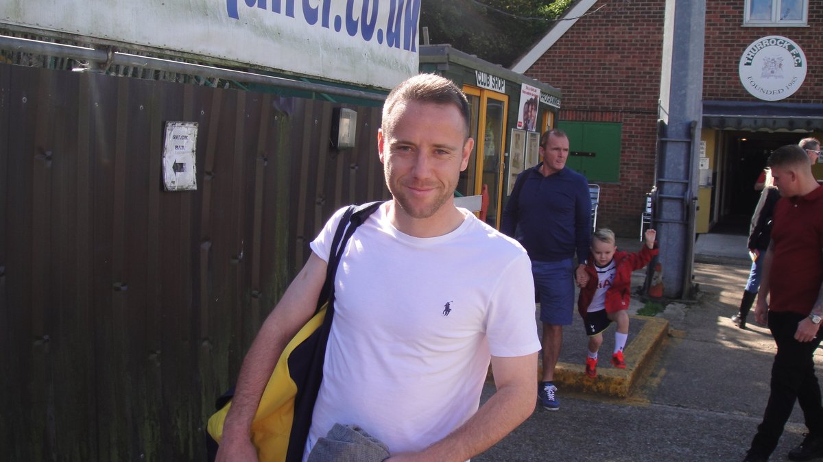 Happy Birthday Glenn <a href="/pooley11/">Glenn Poole</a>. Hard to believe this was taken only 6.5 years ago at <a href="/Tonygay121/">Tony Gay</a>'s XI v Spurs Legends XI 27 September 2015. Talk about your ravages of time ! 😄😄😄