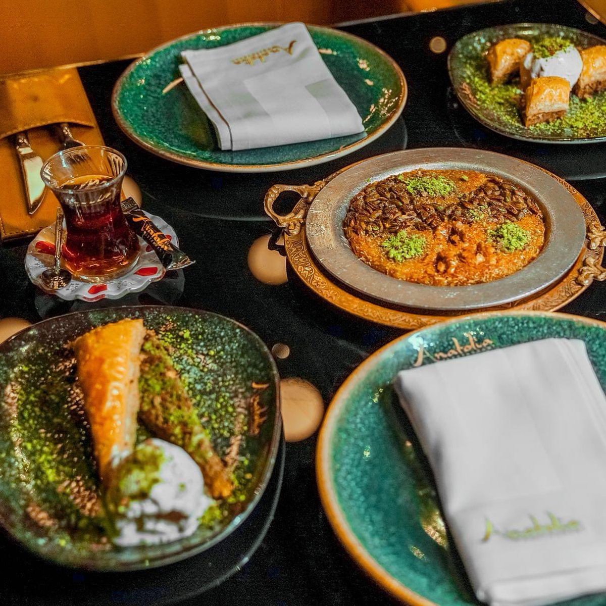 🥩 زوار مدينة #الدار_البيضاء في #المغرب ، واحد من أفضل مطاعم الستيك و المشاوي التركية ، مطعم Anatolia Premium Steakhouse #Casablance #Maroc 

🥩 الواقع في ساحة أنفا، شارع الكورنيش #كازابلانكا 🇲🇦

🥩مطعم أناطوليا يقدم طبخ تركي مع عروض موسيقية مرافقة بالويكند.

🔹 #ألوان_المغرب 🇲🇦