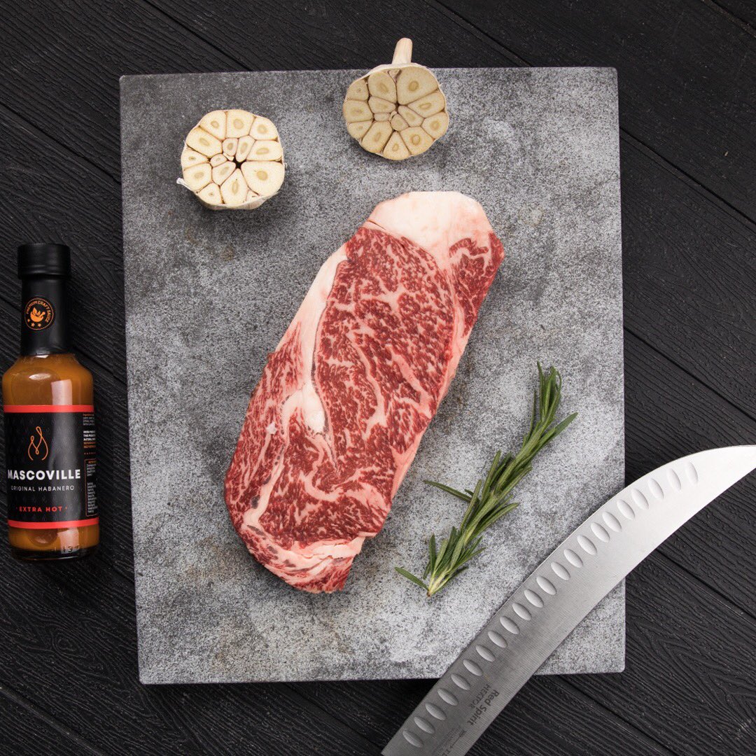 اللحم المثالي من المكان الأمثل
 
#themeatshop #grill #bbq #wagyu #steak #gourmetmeat #Riyadh #lampchops #ستيك #برغر #واغيو #لحم #الرياض #ذا_ميت_شوب