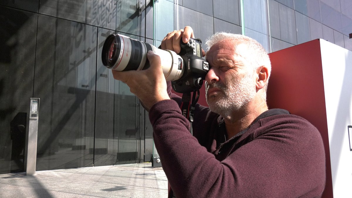 I am setting up a photography hub/class and I'd love to know who would be interested.  The concept is to discuss and learn from each other targeting your specific needs and interests. Please message if this interests you.