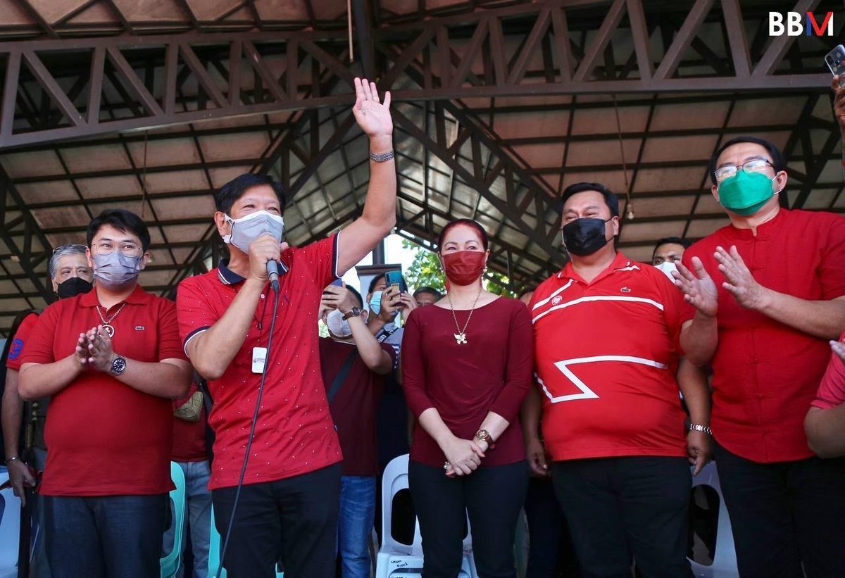 Kasama si Vice Mayor Baste Duterte, dumalo ang Uniteam sa Kudaraten Festival sa Sultan Kudarat, Maguindanao.

Maraming salamat Mayor Datu Shameem Mastura sa inyong mainit na pagsalubong sa amin. Isang karangalan po ang tanggapin ang inyong basbas bilang isang anak ng Maguindanao.