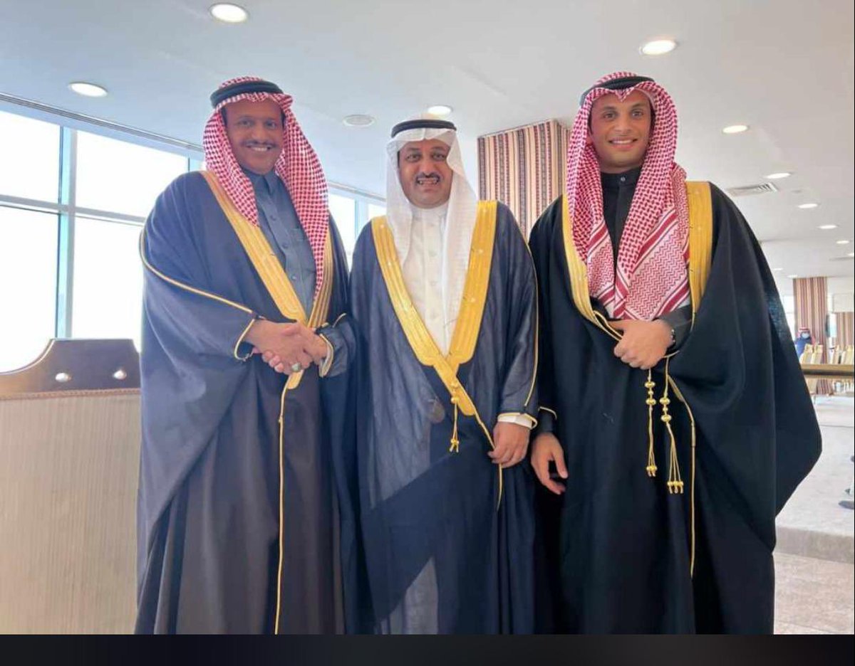 MSHARI_SAMMAR's tweet photo. تستاهل يا عمي المركز الأول ولا هي غريبة عليك المراكز الأولى 
@hamed_alsmar https://t.co/AFWc5Brmoq