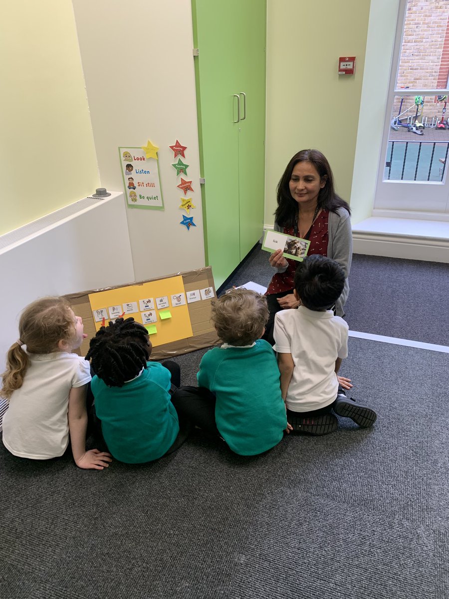 HouseCapella's tweet image. Is it smooth or rough? #NELIprogramme #learningwords #attention.