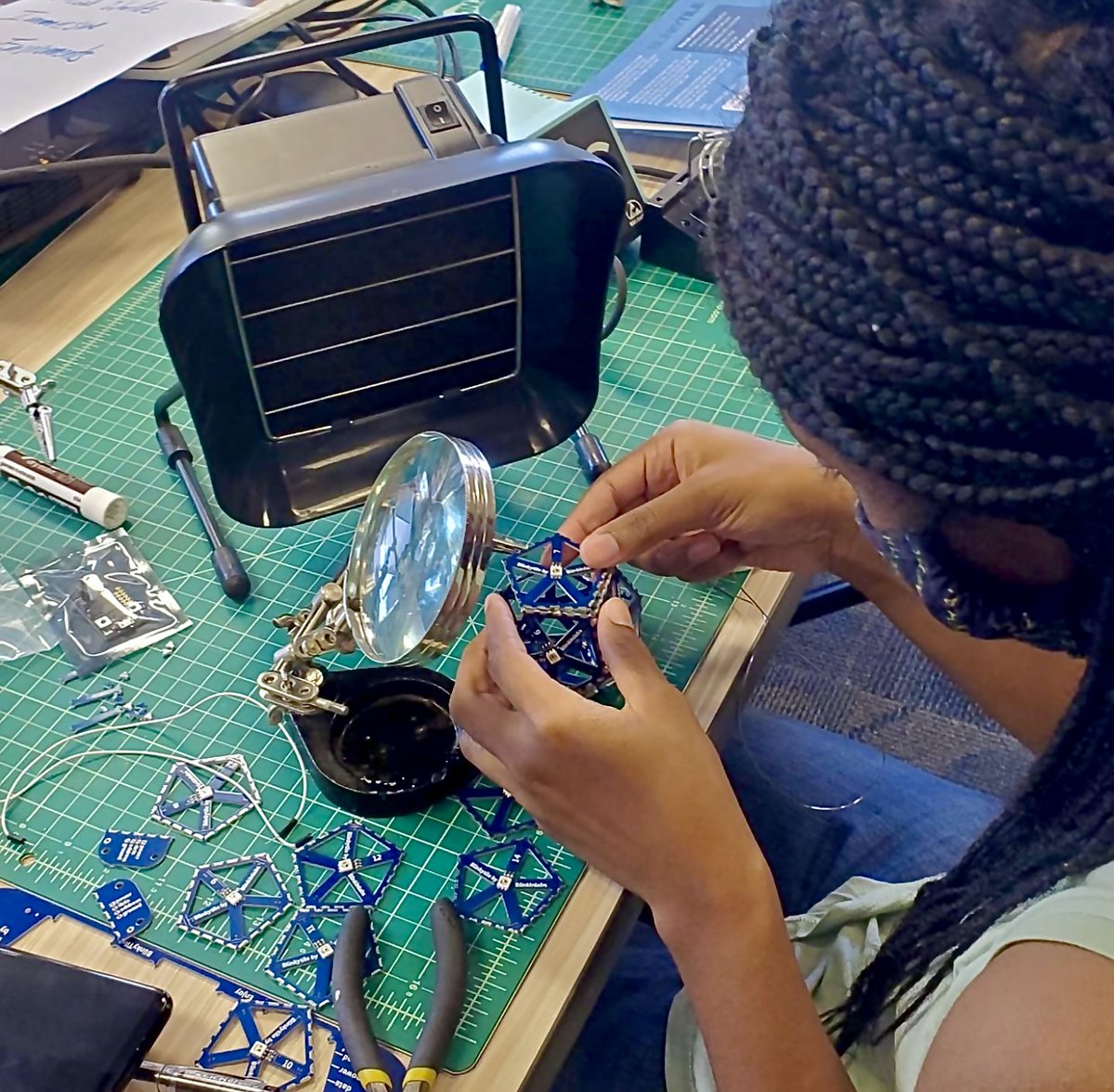 SpelmanCollege's tweet photo. Today Spelman announced a $10M grant from the @BlankFoundation to support an on-campus creative hub for young entrepreneurs and innovators. The funding will establish the Arthur M. Blank Innovation Lab, formally known as the Spelman Innovation Lab: https://t.co/jwTZImiKRH https://t.co/iXP8LrjDg7