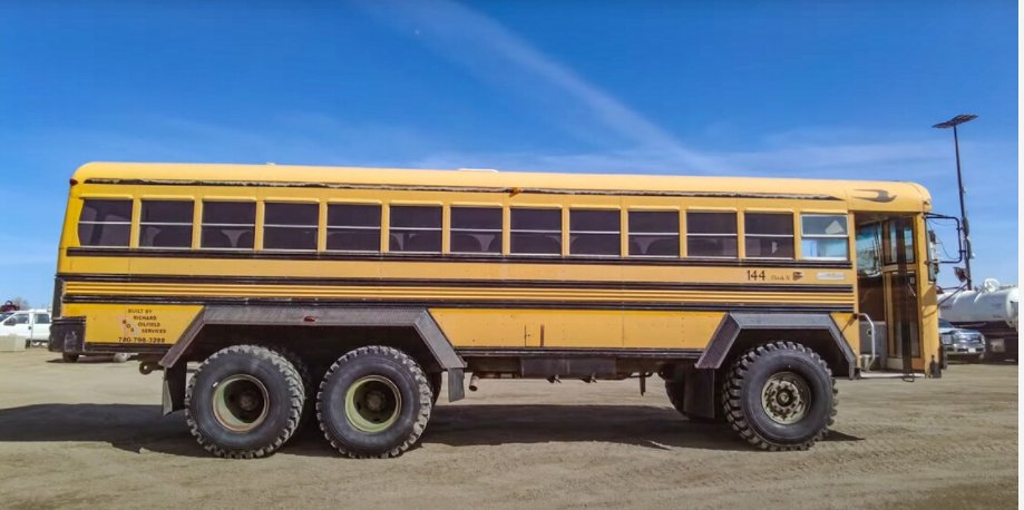 Bus is in 6 wheel drive and loaded up.  Heading into the winter storm they're calling #MIHLShowcase2022. Looking forward to some GREAT hockey!🏒🥅
<a href="/jonathon_kidd/">Jonathon Kidd</a> <a href="/SeanPBali/">Sean Baligian</a> <a href="/THEMIHLShowcase/">The MIHL Showcase</a> <a href="/statechampsmich/">STATE CHAMPS! Michigan</a> <a href="/PeteysPicks_/">Craig Peterson</a> <a href="/MichHSHockey/">Mich HS Hockey</a>