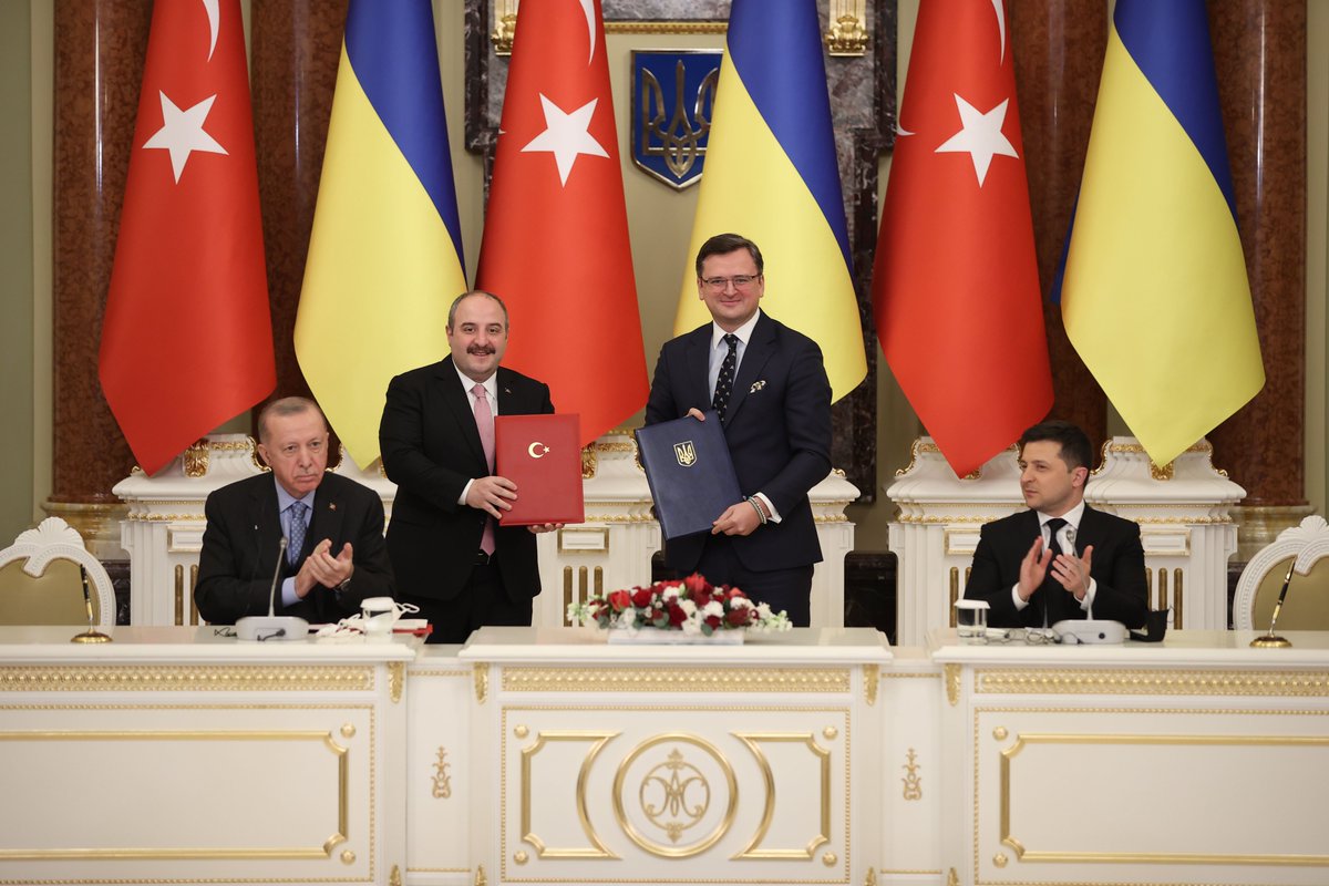 TSEKurumsal's tweet photo. TSE VE SE UkrNDNC ARASINDA MUTABAKAT ZAPTI İMZALADI

Enstitümüz ile SE UkrNDNC, Türkiye ile Ukrayna’nın ticaretini kolaylaştıracak standardizasyon alanında ikili işbirliğini güçlendirecek.

https://t.co/HsqicSTn6W https://t.co/Dk93K2kfS0