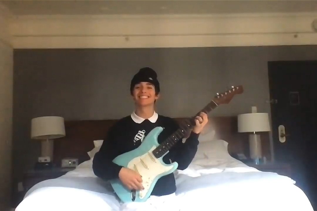 postsurrea's tweet photo. guilty conscience - cover by noah urrea, 1 year ago. https://t.co/J7hF44wTt7