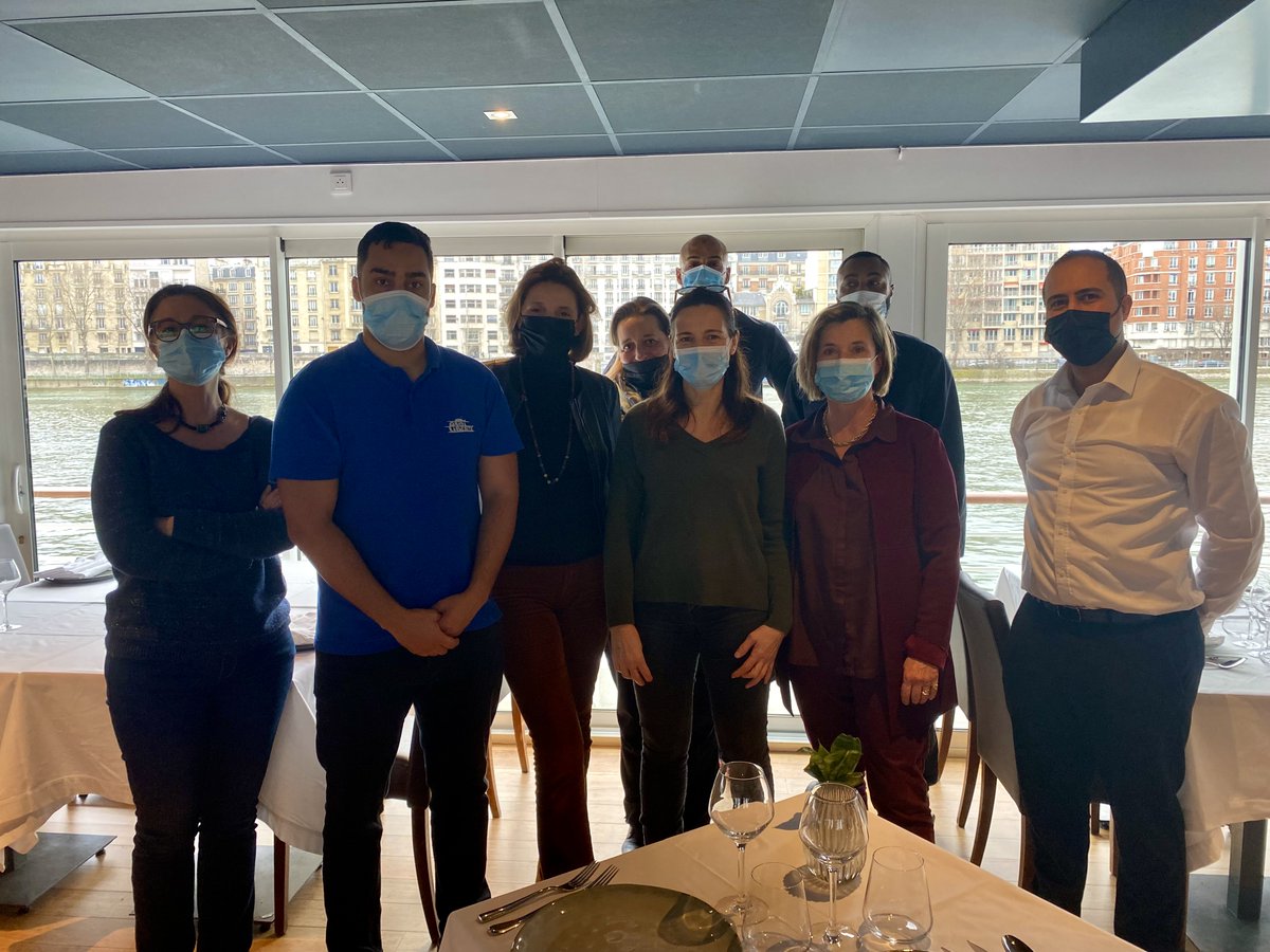 Rencontre avec @WakeupcafeWKF, une association de #réinsertion qui accompagne des personnes détenues et sorties de prison sur les difficultés rencontrées à la sortie (emploi, logement)
👏Bravo pour cette belle initiative qui permet de repenser la sortie des personnes incarcérées!