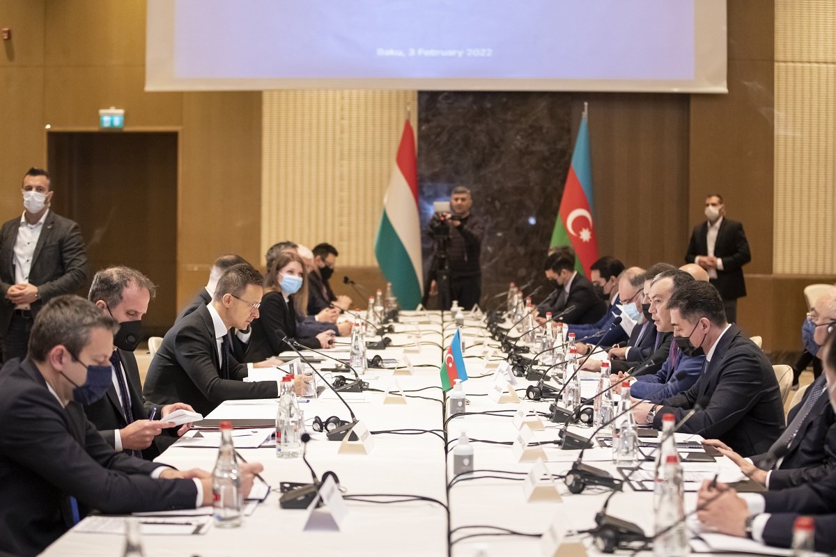 ElnurIMammadov's tweet photo. #Azerbaijani - #Hungarian Intergovernmental Commission on Economic Cooperation holds the 8th session in Baku. https://t.co/Yg7P4HCVb0