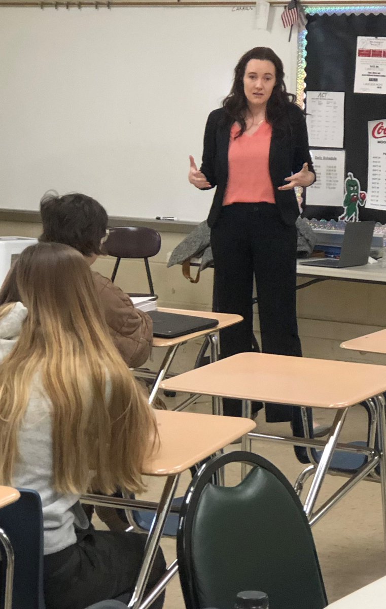 LeeCoSchools_MS's tweet image. Some good information from Ms. Corey Mize and @basecampcoding during a recent visit with Mooreville High School students.
Ms. Griggs at MHS or any of our high school career coaches can help seniors learn about this great opportunity!
#softwaredeveloper #MsCodes #BCCA