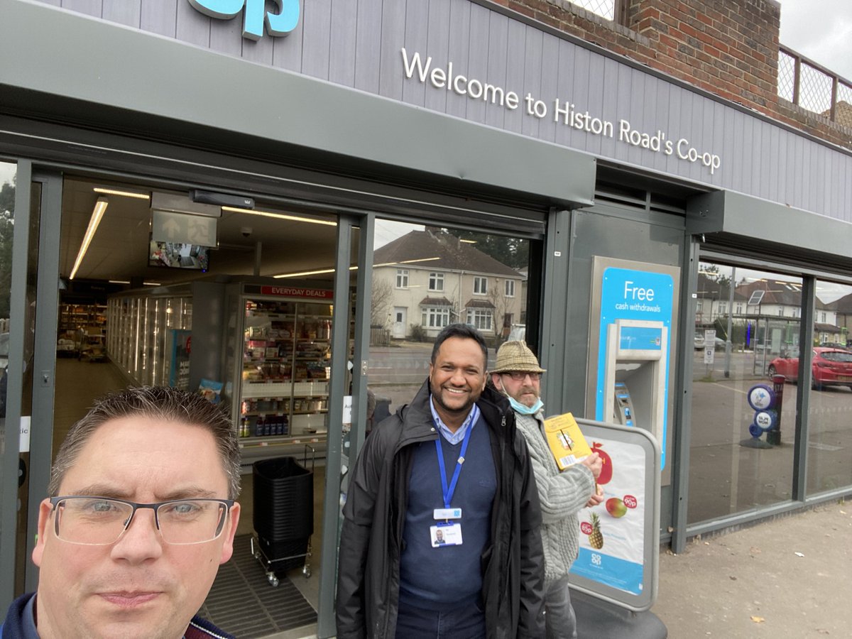 jonabottomley's tweet photo. What a great day out and about in @coopuk stores in Cambridge. Steve, Shannon and Paul all showing @sai46141111 and myself there great Online Services. Team Histon Rd, Ailsa Court and Mitcham’s Corner smashing it for our customers 👏 @C1____conway @KateGraham03 @simondryell https://t.co/c99Celx0X6