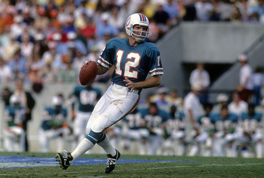 Happy Birthday to former quarterback Bob Griese! 