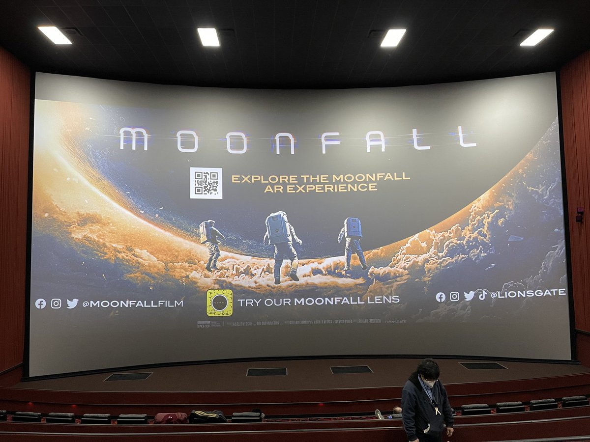 TheFatMovieGuy's tweet photo. Attended two movie screenings the last couple days. #MOONFALL #jackassforever https://t.co/rPTX2Q2l9K