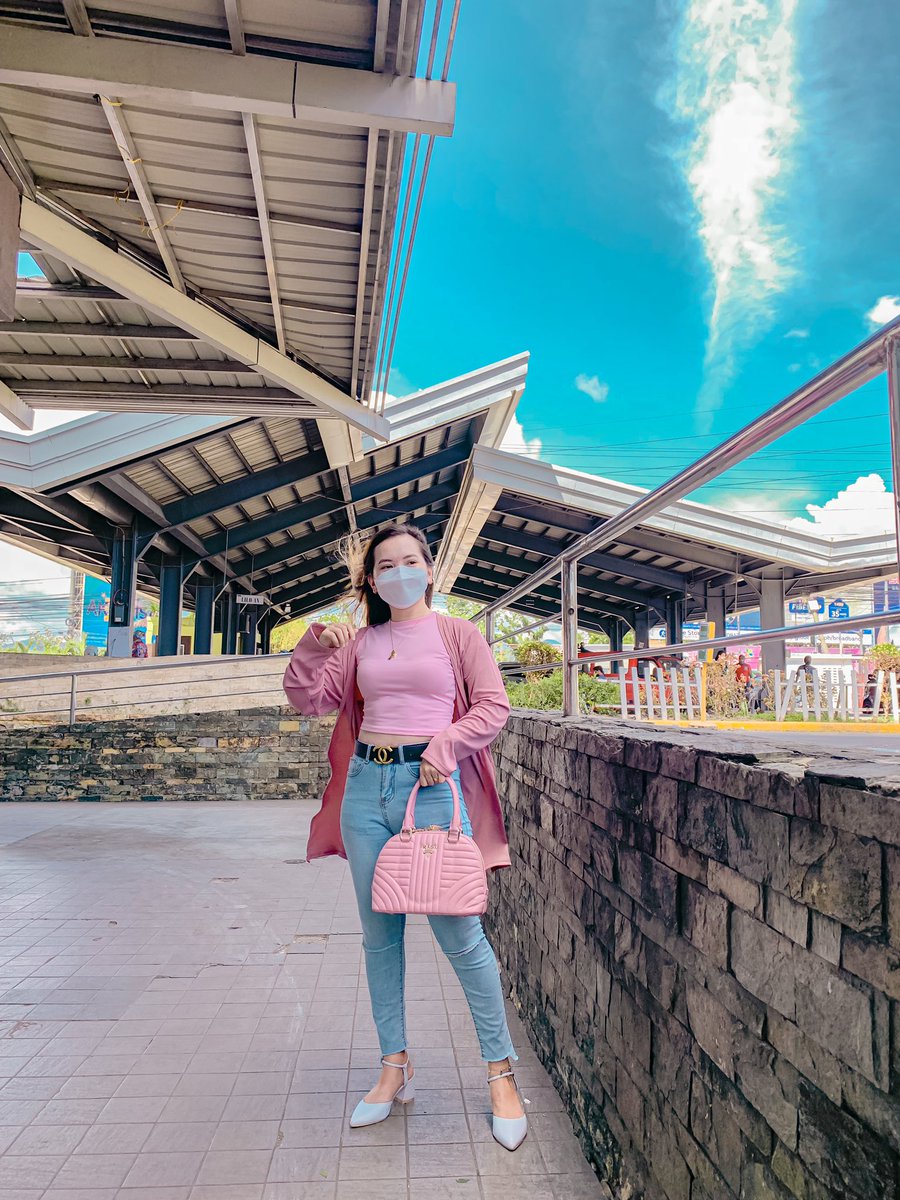 elgobarriga's tweet photo. A cute outfit can really make your day. If I wear something I look good in, my mood just goes way up. Thanks @dapper.clo_ph for my ootd! 😍 
Yes we’re back dapper chics, stay tuned! 
Don’t forget to like/follow our I.G and Facebook Page for more updates. 😉💗 https://t.co/aFNt7cHxQ7