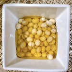 節分で余った豆は…蜂蜜をかけておくだけで高級ナッツになる!