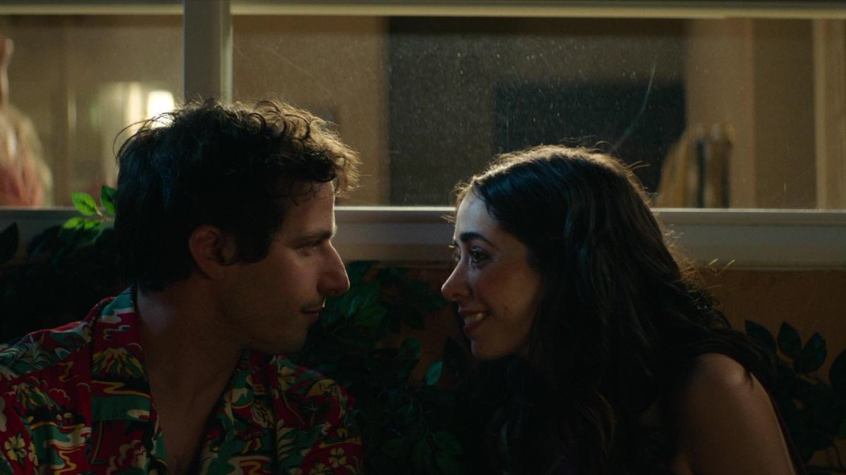 evelingtxn's tweet photo. four romcoms to get to know me<3 https://t.co/KcvQ1v0U7G