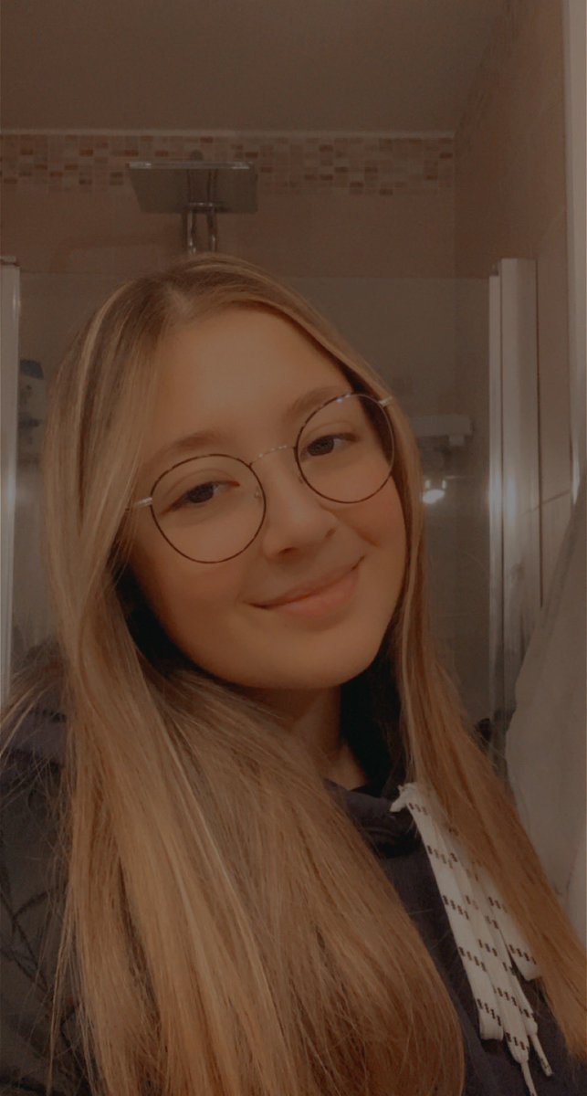 Clelieee's tweet image. J’me permets ✨