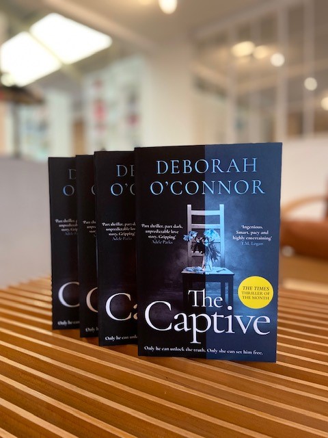 The Captive by <a href="/deboc77/">Deborah O'Connor</a>  is out in UK paperback today! The perfect book for anyone looking for a gripping, page-turning thriller that will make their heart race...congratulations Deb! 🎉🎉🎉
<a href="/bonnierbooks_uk/">Bonnier Books UK</a> 
madeleinemilburn.co.uk/the-captive-by…