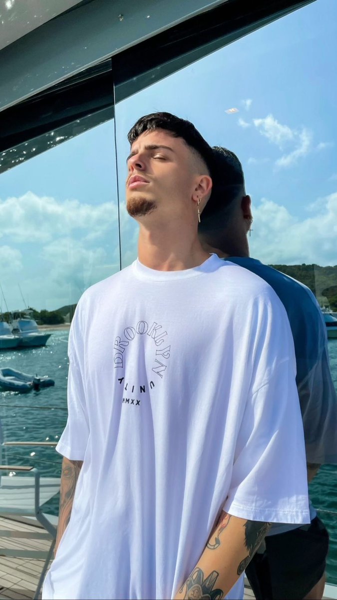 TeamRozzanoES's tweet photo. https://t.co/FtU078uFgH