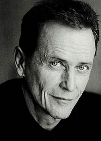 A very Happy Birthday today to actor Stephen McHattie 
