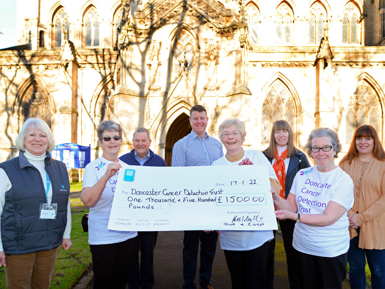 The team received a cheque for £1,500 from the <a href="/coopuk/">Co-op</a>’s annual Christmas Carol Concert.

Thank you to all involved, <a href="/DWSingers/">Doncaster Wheatsheaf Singers</a> and Hatfield and Askern Colliery Band. 
🎄💜