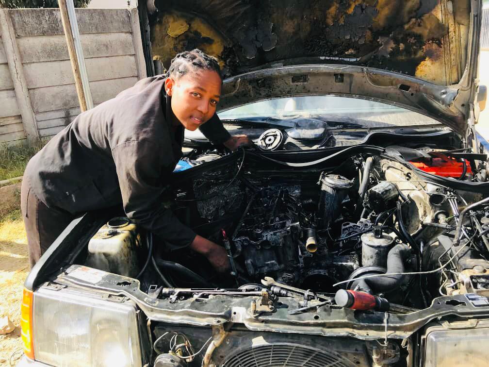 MemoMakanika🇿🇼🔨🔩🔧 tweet media