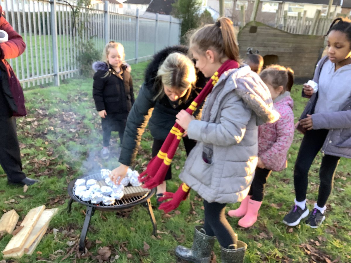 Highbank Forest School tweet media