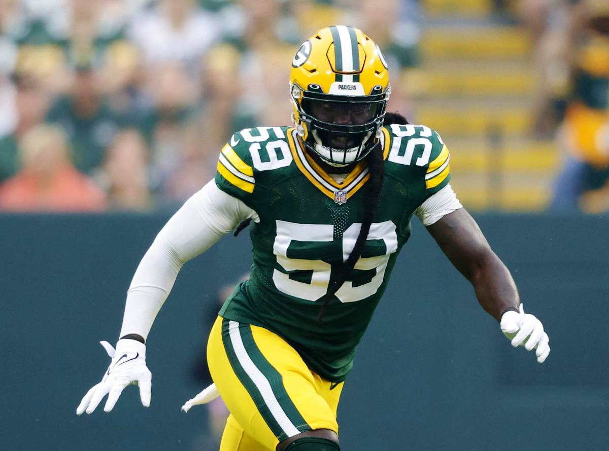 #BringBackCampbell <a href="/Came_Along_Way/">De'Vondre Campbell</a>