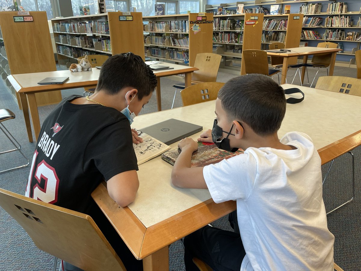 MrsSulloLibrary's tweet image. World Read Aloud Day! Students at Polk and Judson had fun choosing Nutmeg award nominated books and reading aloud to each other yesterday! @PolkESPrincipal @JudsonAdventure