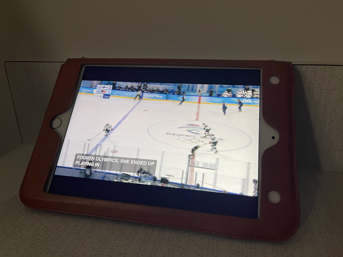 Tampafan86's tweet photo. Who doesnโt love early morning hockey!? #TeamUSA #USA #USAvFIN https://t.co/LkpI84lTDM
