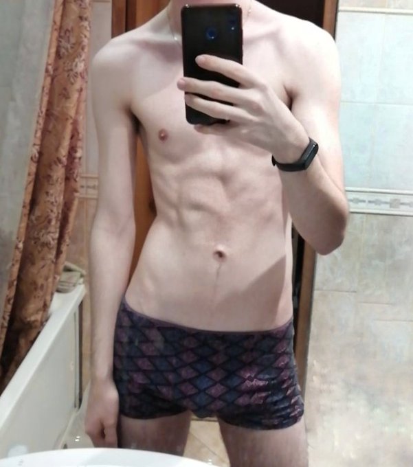 Даже забыл,что сегодня четверг?
#nsfw #nsfwboys #nsfwtwt #nsfwgays #horny #nudes #nuds #nudsgay #nudsboy
