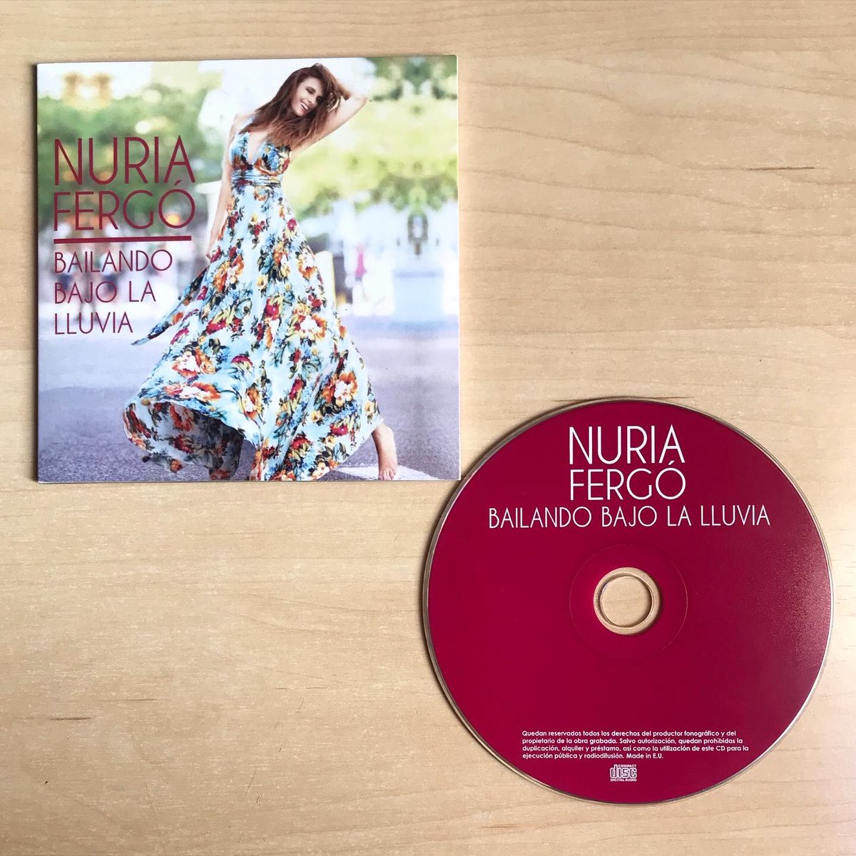 OtEnsenand's tweet photo. OT1 - Nuria Fergó - Single - Bailando bajo la lluvia @NURIA_FERGO @CFansNuriaFergo @NuriaFergoWeb #nuriafergo #nuria #fergo #operaciontriunfo #ot #operacion #triunfo #ot1 #operaciontriunfo1 #nuriaot #fergoot #nuriafergoot #bailandobajolalluvia #bailando #bajo #la #lluvia https://t.co/0Eex0F3Hlg