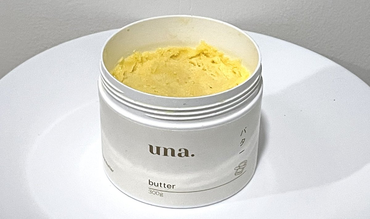 hbker07's tweet image. ทุกคน ขอนำเสนอสิ่งนี้ “เนยทาขนมปัง una” ขอให้เปนสิ่งที่อร่อยที่สุดในเดือนนี้ คือแบบ 😭 จากที่ตั้งใจซื้อเพราะแพคเกจสวย แต่พอกินแล้วคือโคตรรรรอร่อย มันหอม มันหวานละมุนในปาก มันกินเปล่าๆก็อร่อยลงตัวเลย ไม่ต้องมีอะไรเพิ่ม คือดีต่อใจมากๆ ฮือ ชอบมาก