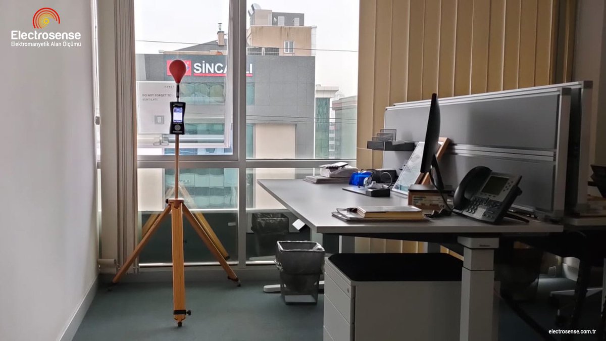 Ofislerde elektromanyetik radyasyon ölçümü ile etraftaki baz istasyonları,
tv ve radyo vericileri, wi-fi ağlar, dect telsiz telefonlar vb. kaynakların çalışan sağlığı üzerine olası olumsuz etkileri olup olmadığını kontrol ediyoruz.

electrosense.com.tr

#ofis #isg #radyasyon