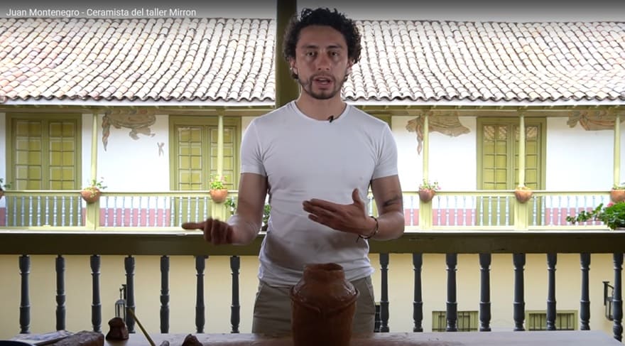 MUSA apoya nuevos artistas! Juan Montenegro nos enseña a realizar una urna prehispánica que hace parte de la colección del MUSA.
Recuerda que puedes ver el taller completo en nuestro canal de YouTube. Suscríbete 
Link del taller: youtu.be/6GjWSLAx1h0