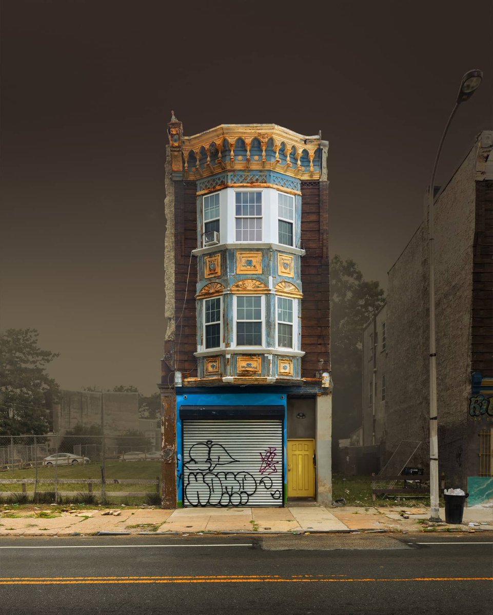 Chris Hytha (<a href="/Hythacg/">Chris Hytha</a>), "Rowhomes" serisiyle birlikte evlerin etrafındaki dikkat dağıtıcı unsurları rötuşlayarak yapıların görünürlüğünü artırıyor. bigumigu.com/haber/cevresin…