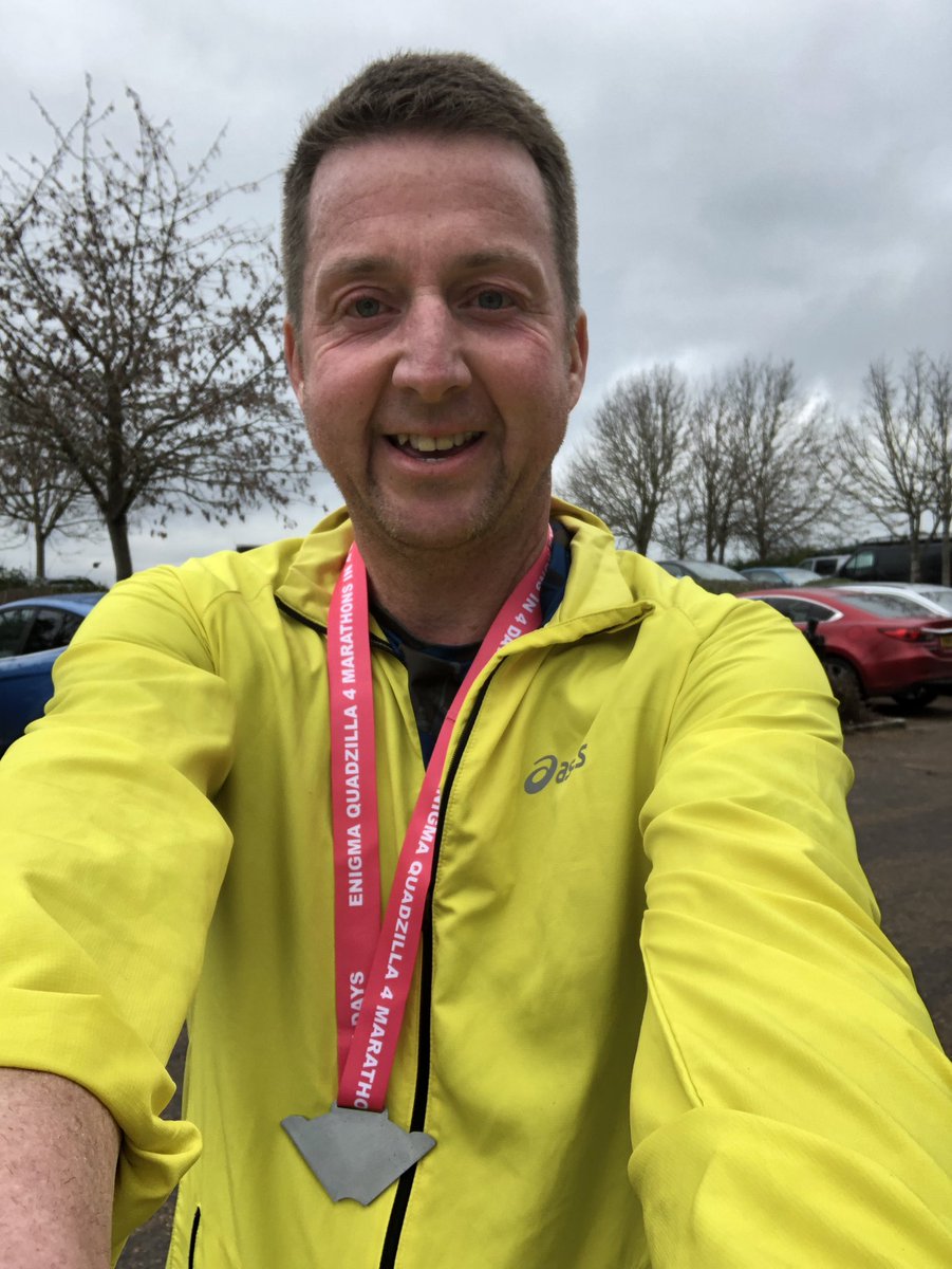 boyce6969's tweet photo. Day 1 of the quadzilla 4 marathons in 4 days @Cobes04 Great location at Caldecott lake And 3:43 for day 1 👍#runwiththefox #quadzilla #enigmarunning https://t.co/seVe5I82lv