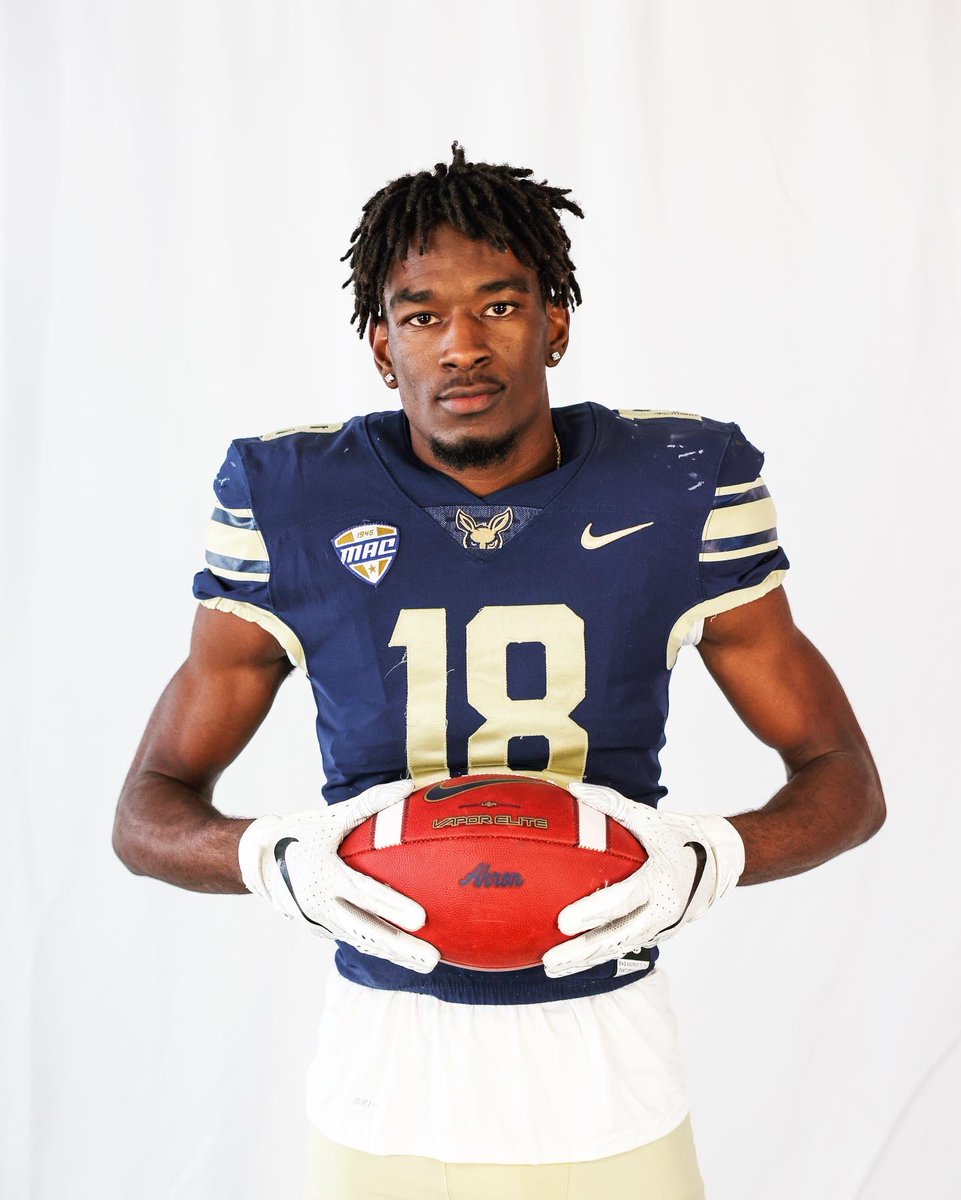 ShockyMVP's tweet photo. New team same mission ⚡️🌎 everything is falling into place 🙏🏿💯 #shockdaworld #zipemup https://t.co/DF3A1gsaRQ